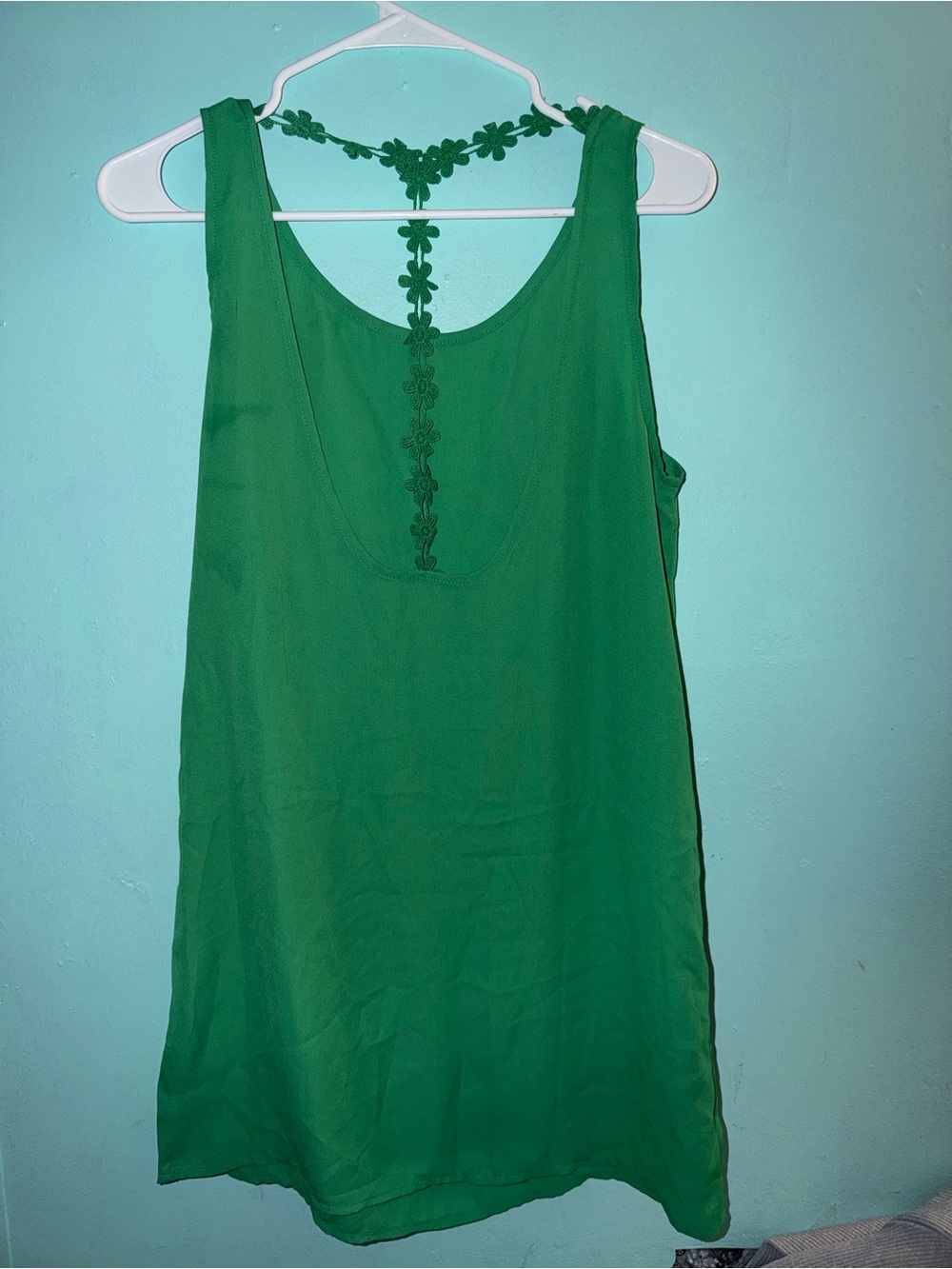 Women’s Green Sleeveless Scoop Neck Top with Floral Back Detail